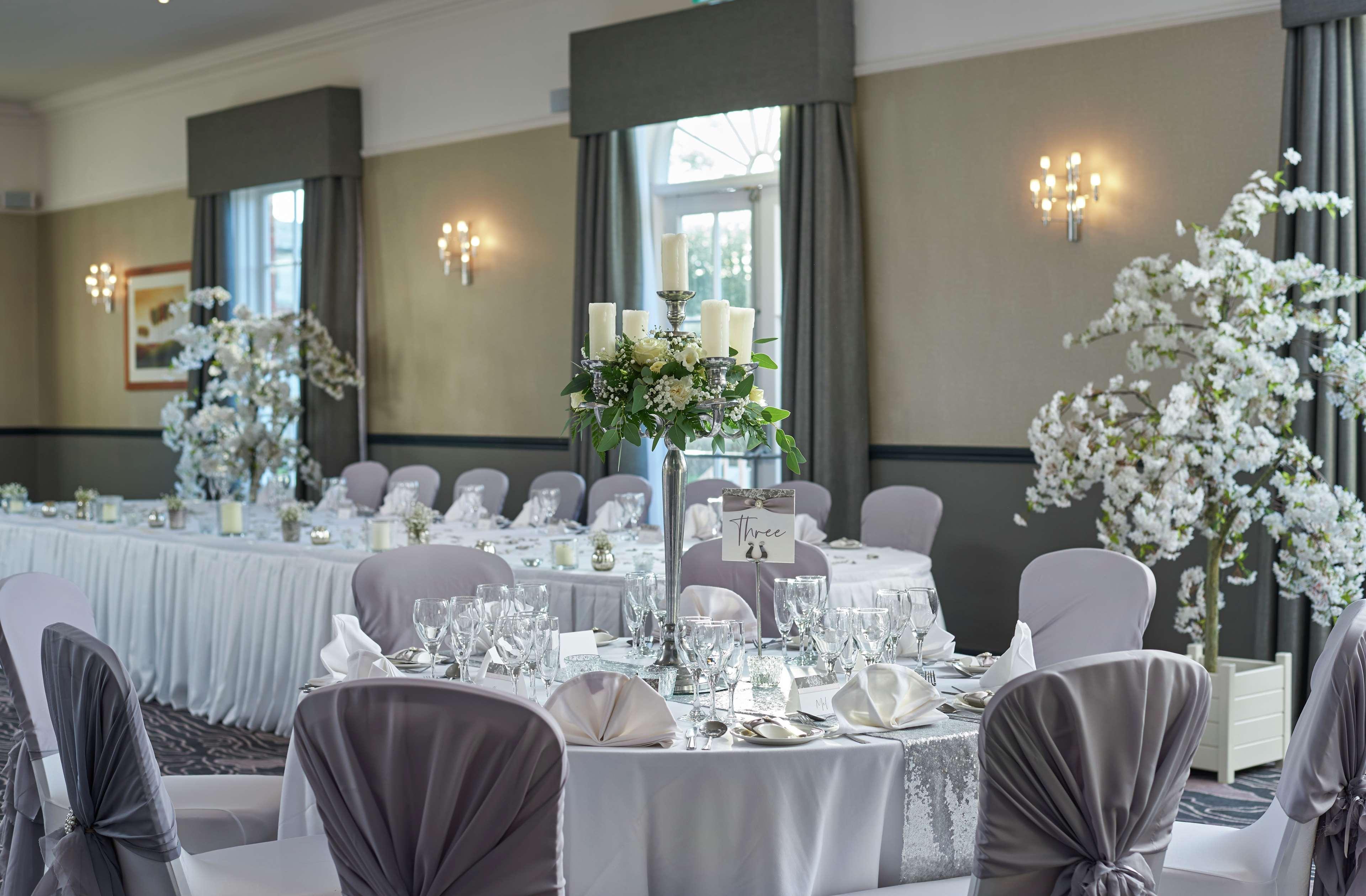 Hilton Puckrup Hall Hotel & Golf Club, Tewkesbury Глостър Екстериор снимка