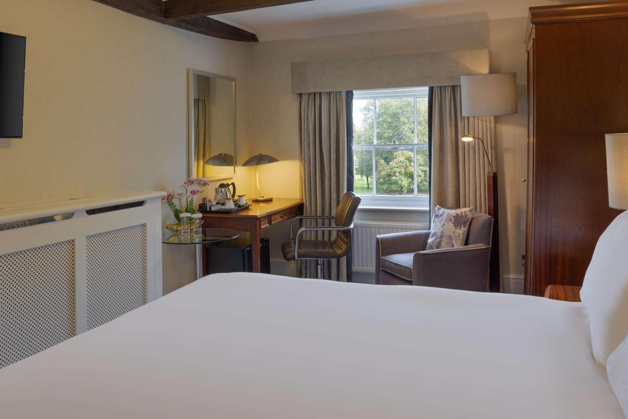Hilton Puckrup Hall Hotel & Golf Club, Tewkesbury Глостър Екстериор снимка
