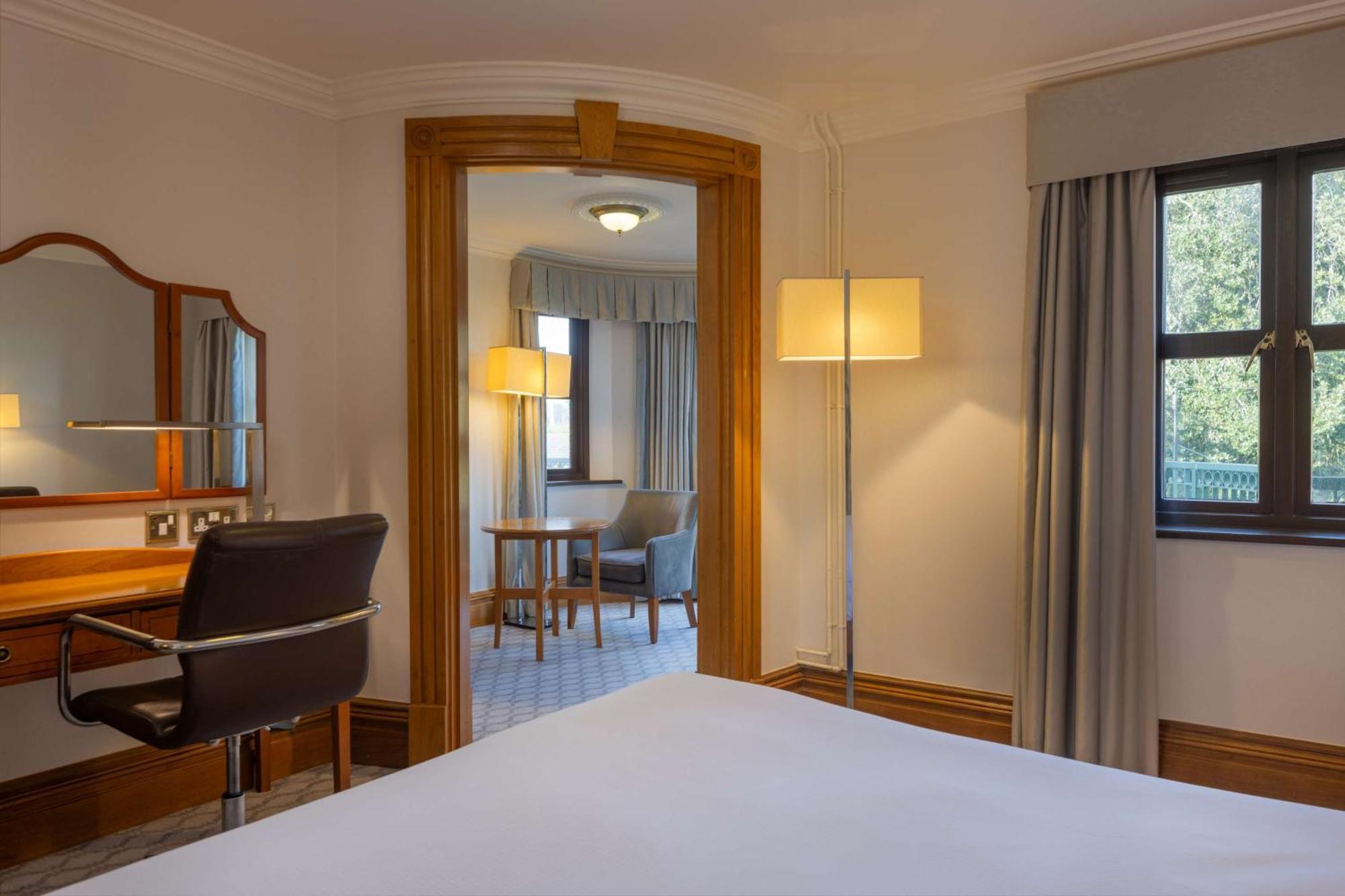 Hilton Puckrup Hall Hotel & Golf Club, Tewkesbury Глостър Екстериор снимка
