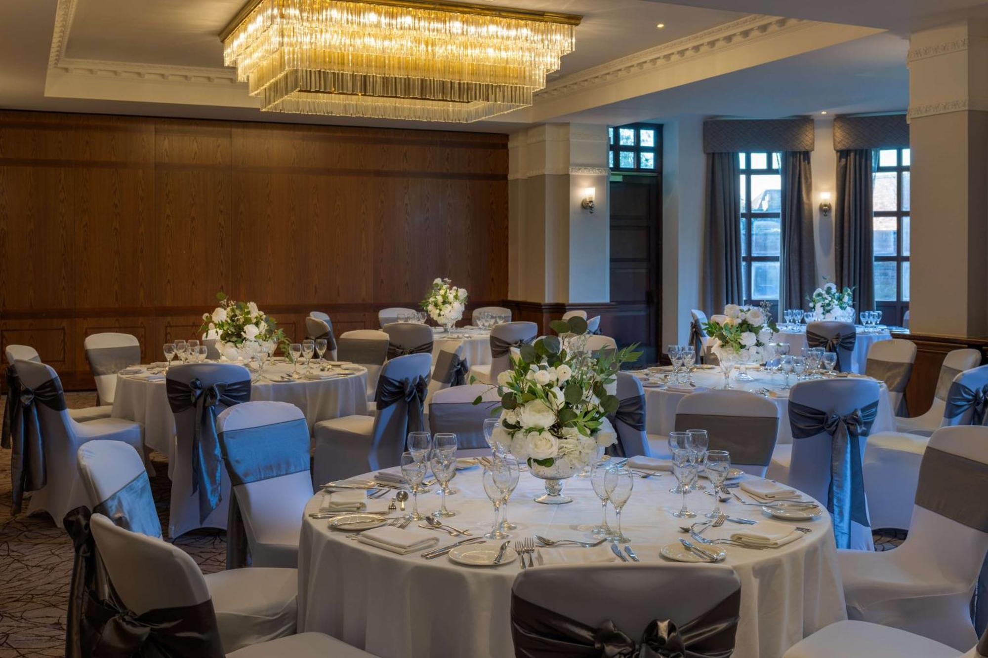 Hilton Puckrup Hall Hotel & Golf Club, Tewkesbury Глостър Екстериор снимка
