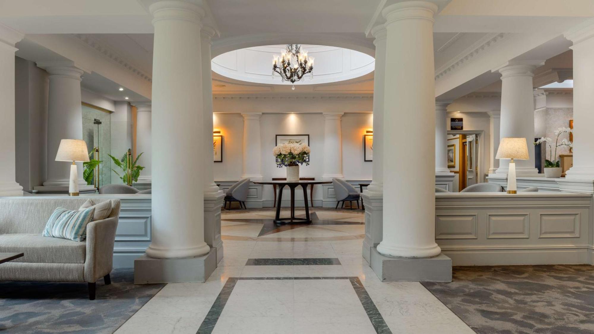 Hilton Puckrup Hall Hotel & Golf Club, Tewkesbury Глостър Екстериор снимка