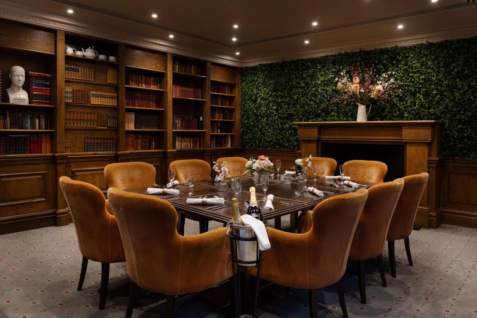 Hilton Puckrup Hall Hotel & Golf Club, Tewkesbury Глостър Екстериор снимка