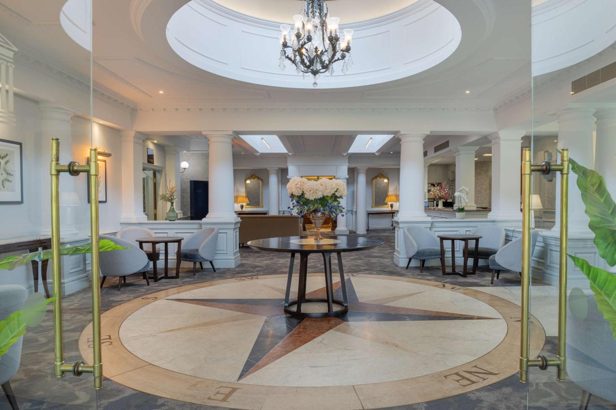 Hilton Puckrup Hall Hotel & Golf Club, Tewkesbury Глостър Екстериор снимка